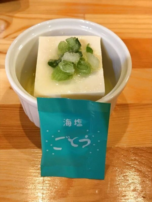 ごとうで食べる豆腐