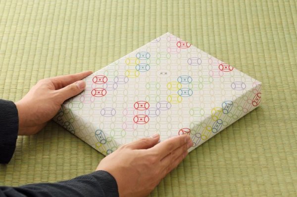 画像6: 【送料当社負担】国産小麦100%使用 五島うどん 12人前 ギフトセット（180g×6束・焼きあごスープ12食付） (6)